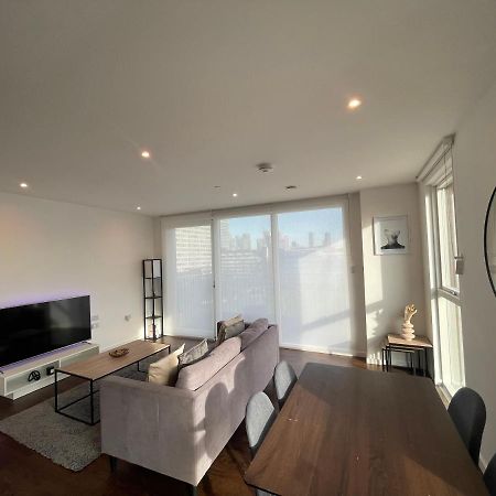 Immaculate 2Bed Apartment In London- City Views Εξωτερικό φωτογραφία