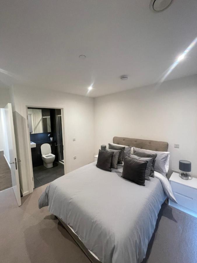 Immaculate 2Bed Apartment In London- City Views Εξωτερικό φωτογραφία